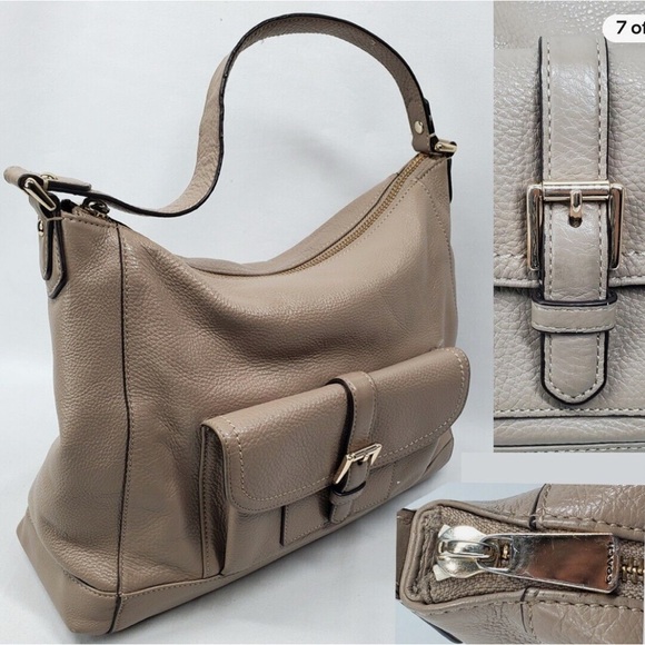 Authentic Coach Charlie Shoulder Bag in pebbled leather - Picture 10 of 11